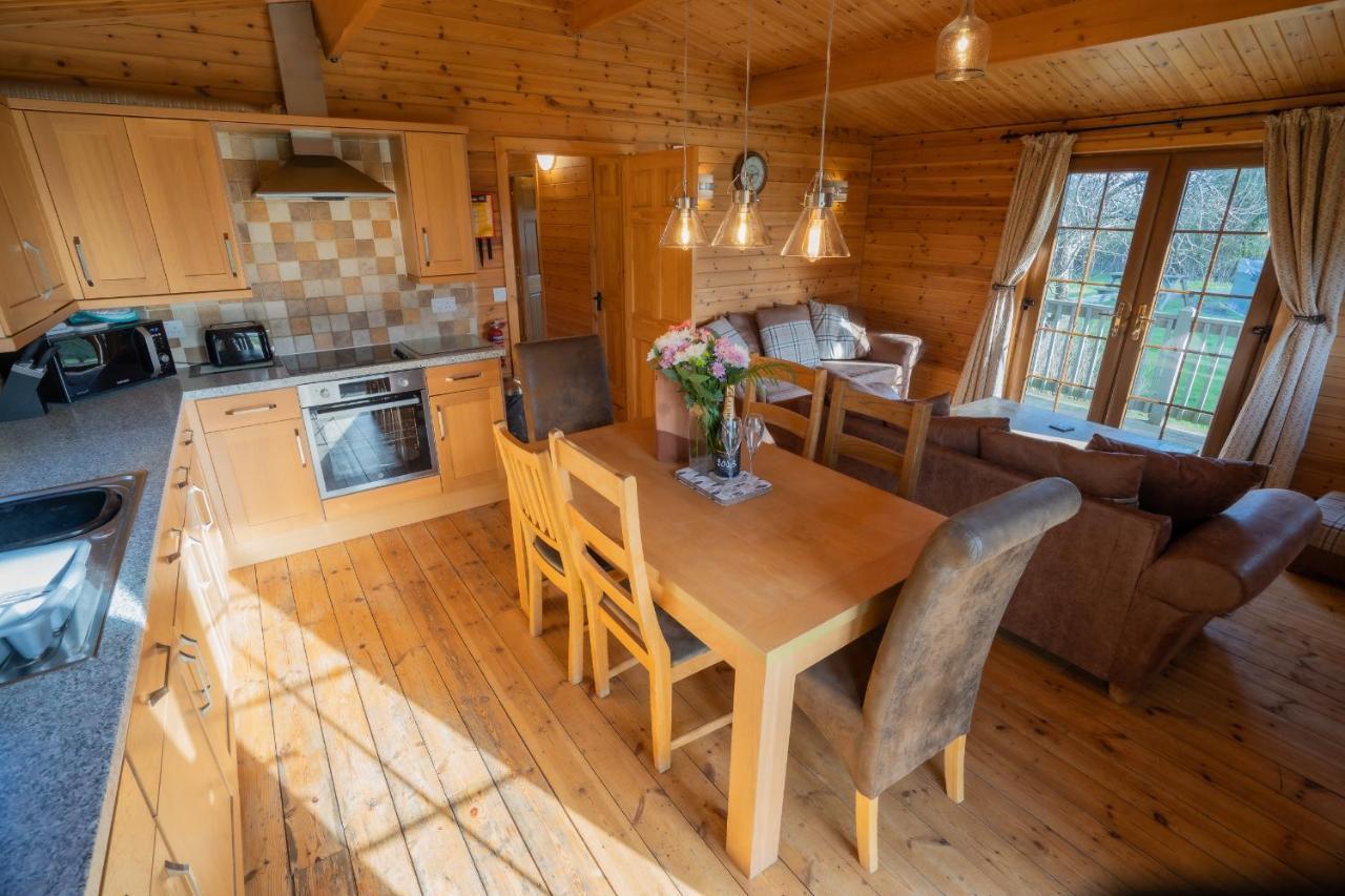Wall Eden Farm - Luxury Log Cabins And Glamping Highbridge Exteriör bild